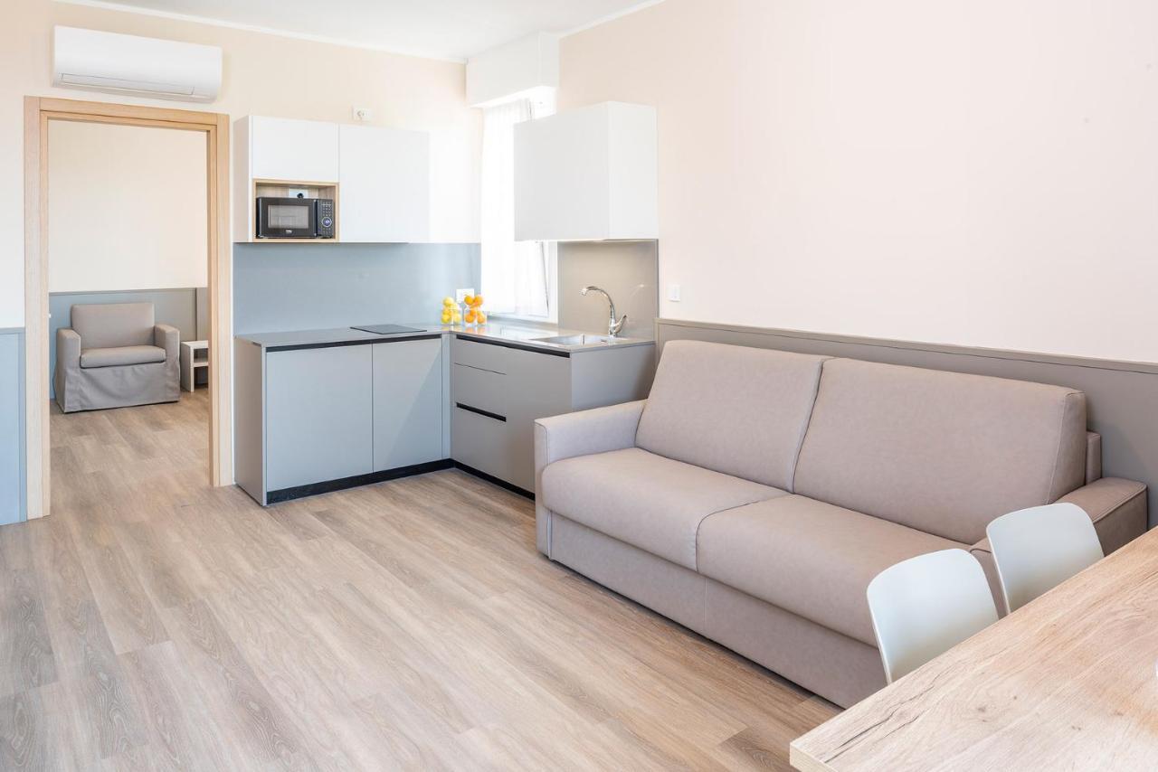 Residenza Panorama Aparthotel Костермано Екстериор снимка