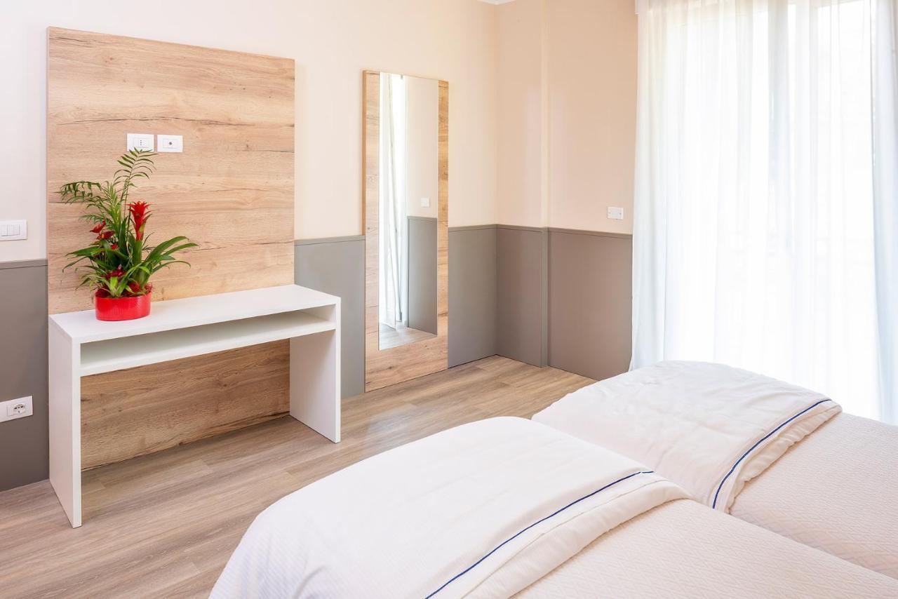 Residenza Panorama Aparthotel Костермано Екстериор снимка