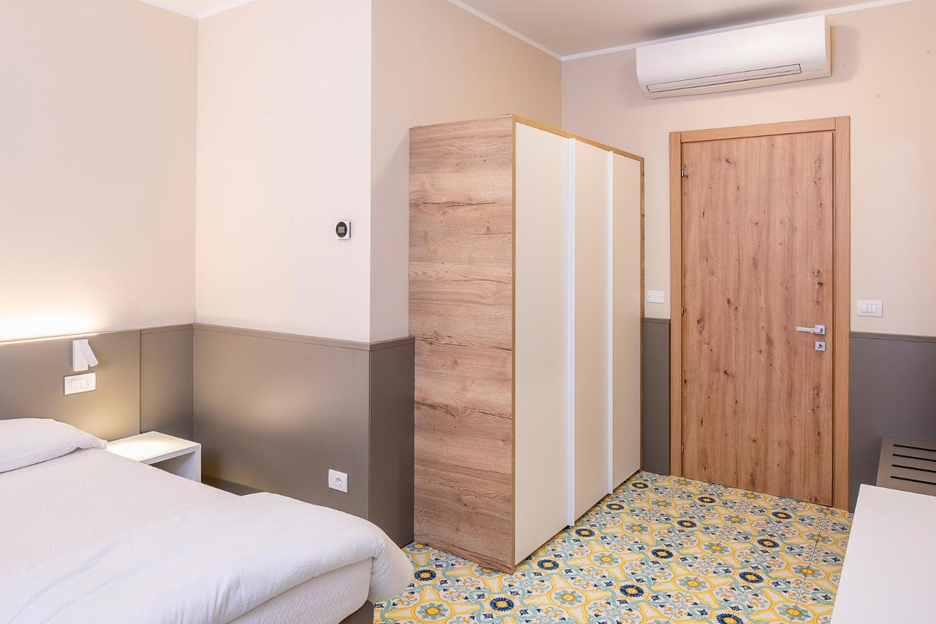 Residenza Panorama Aparthotel Костермано Екстериор снимка