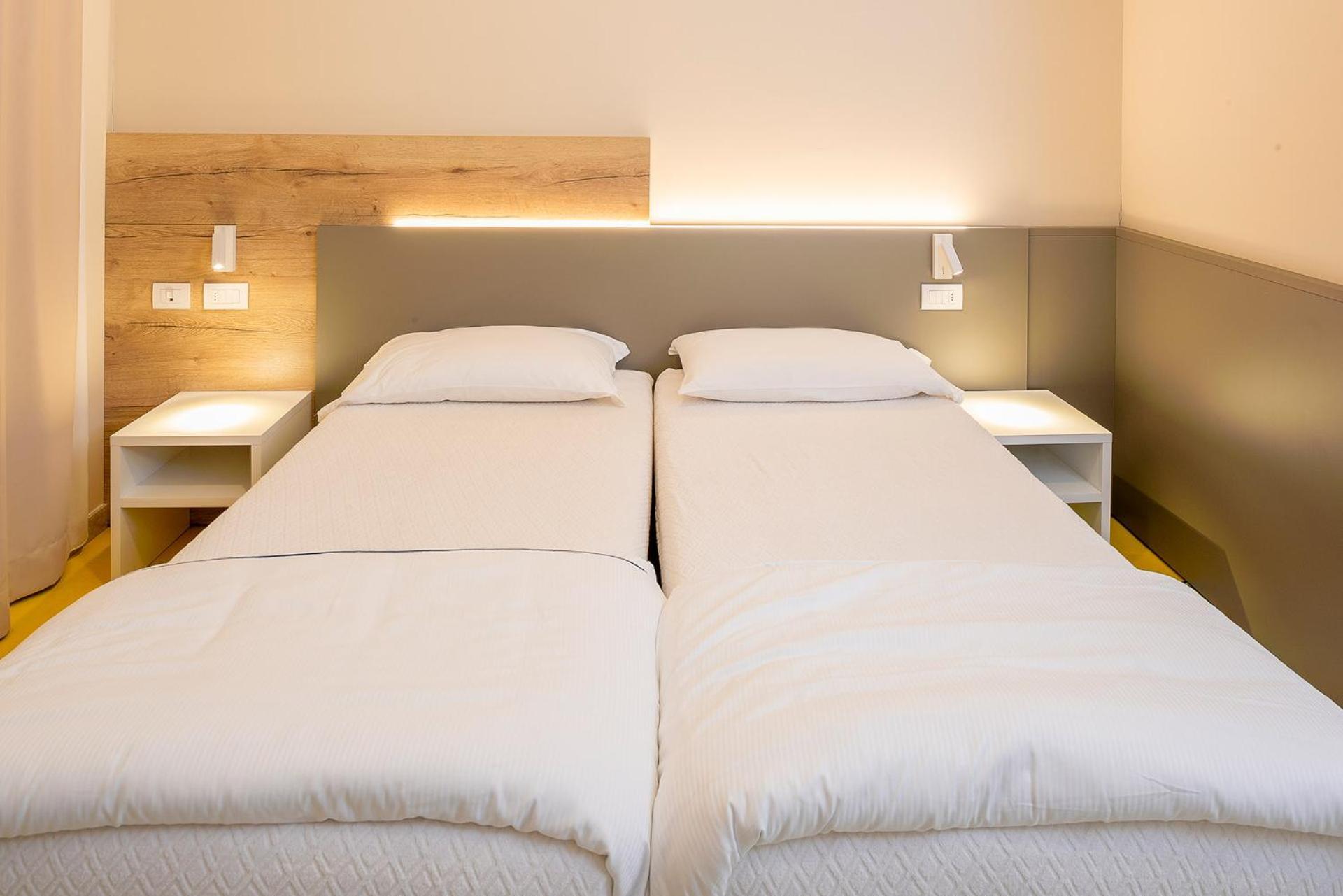 Residenza Panorama Aparthotel Костермано Екстериор снимка